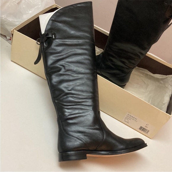 Authentic BNIB Coach Leather Boots - Picture 1 of 5